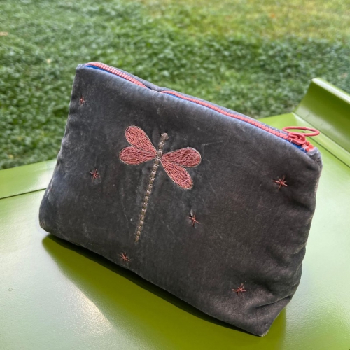 Dragonfly embroidered velvet bag/VN01.3