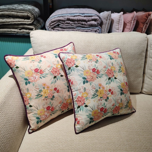 Pastel Floral Charm Pillow/GH01