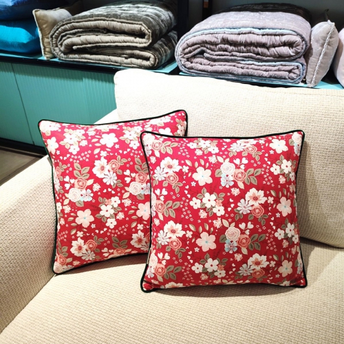 Crimson Blossom Pillow/GH01