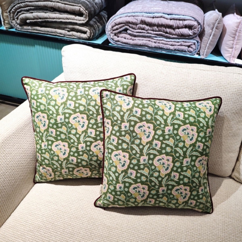 Meadow Dream Pillow/GH01