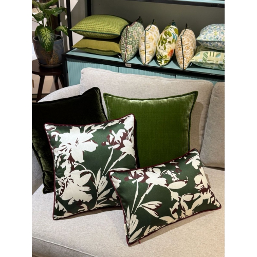 Camouflage Sensation velvet pillow/GNT