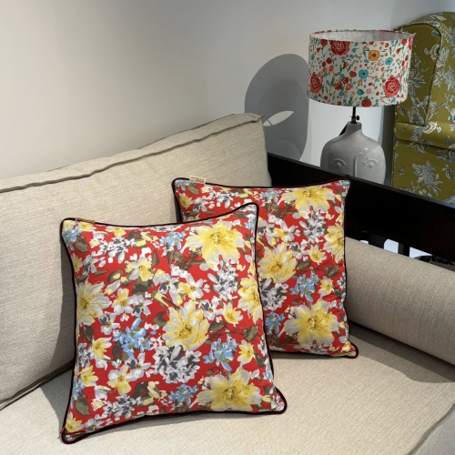 Golden Bloom Pillows/GH01